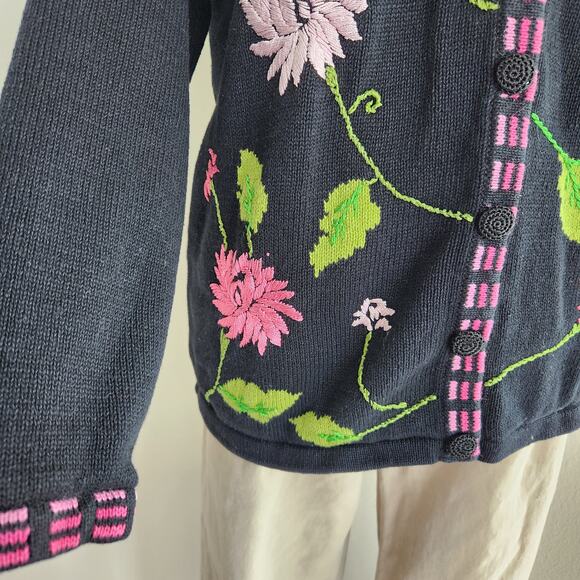 90s Storybook Knits Black Floral Embroidered Cardigan Button Front Sweater L - Picture 4 of 10
